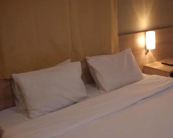 Brasilia Imperial Hotel E Eventos Экстерьер фото